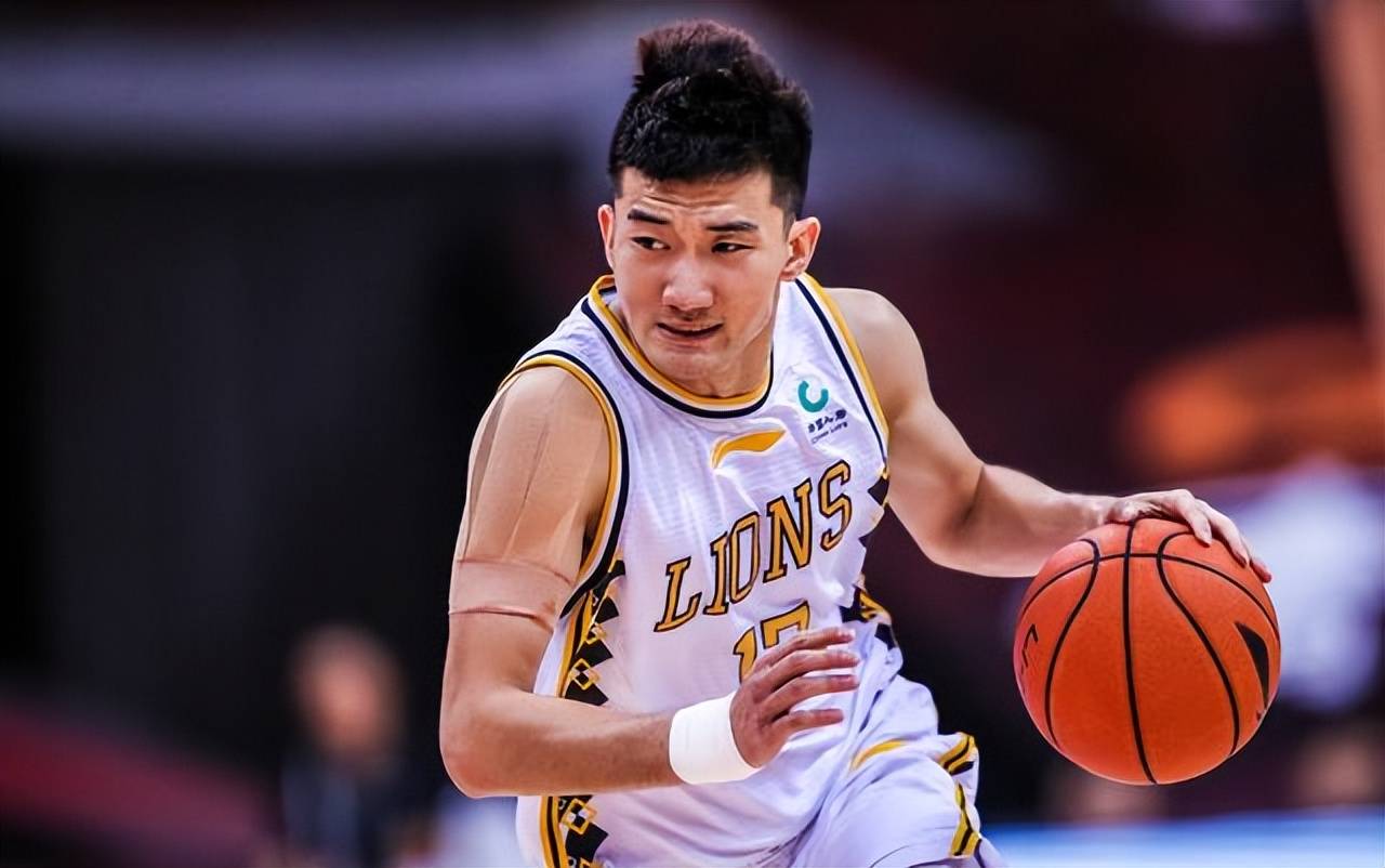 湖人鏖战山西队，孙铭徽状态火热