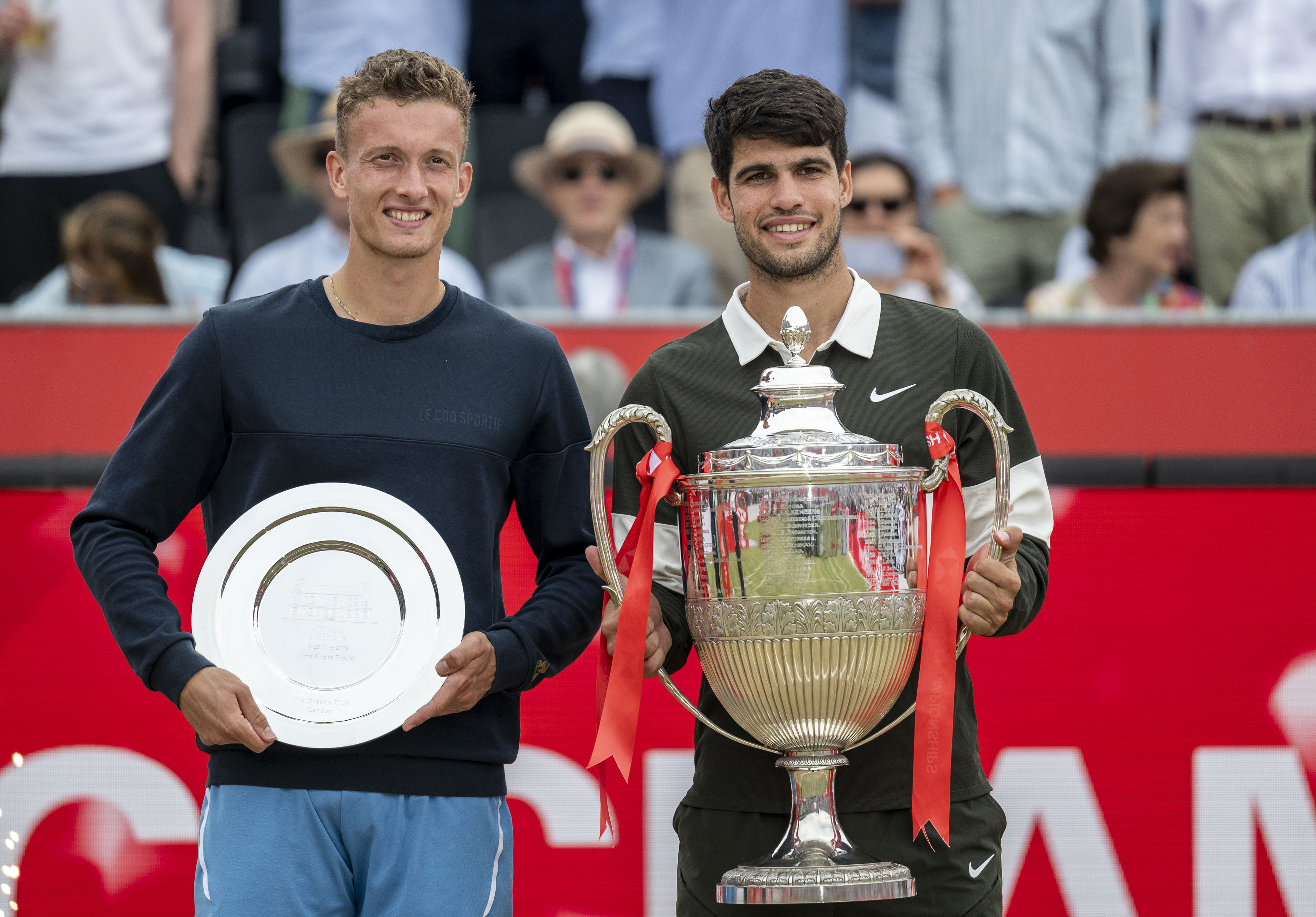 拉沃尔杯完胜ATP总决赛，阿尔卡拉斯带队取胜