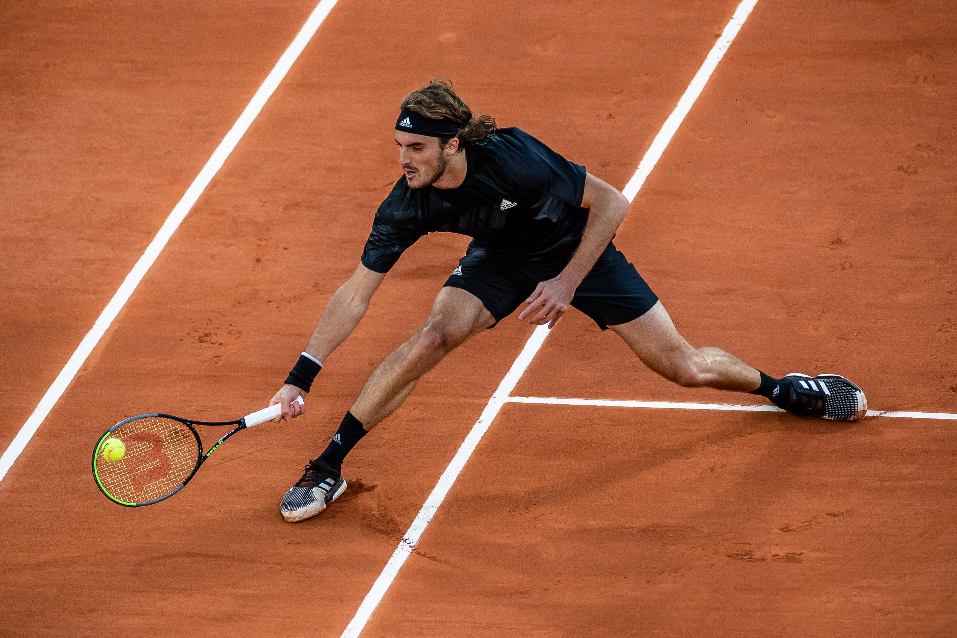 法网完胜联合杯，西西帕斯惊艳四座