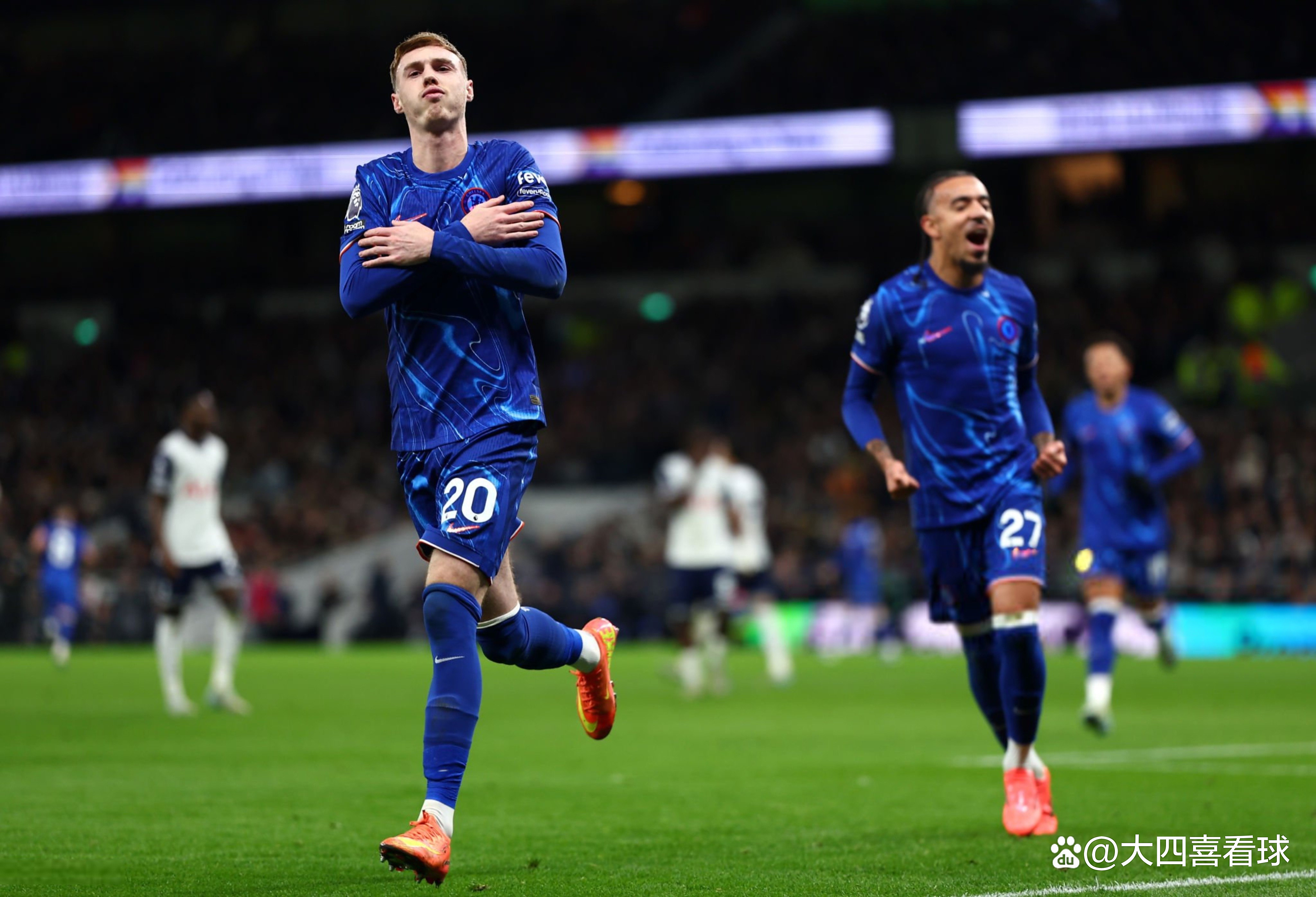 切尔西胜出大比分，全队欣喜若狂