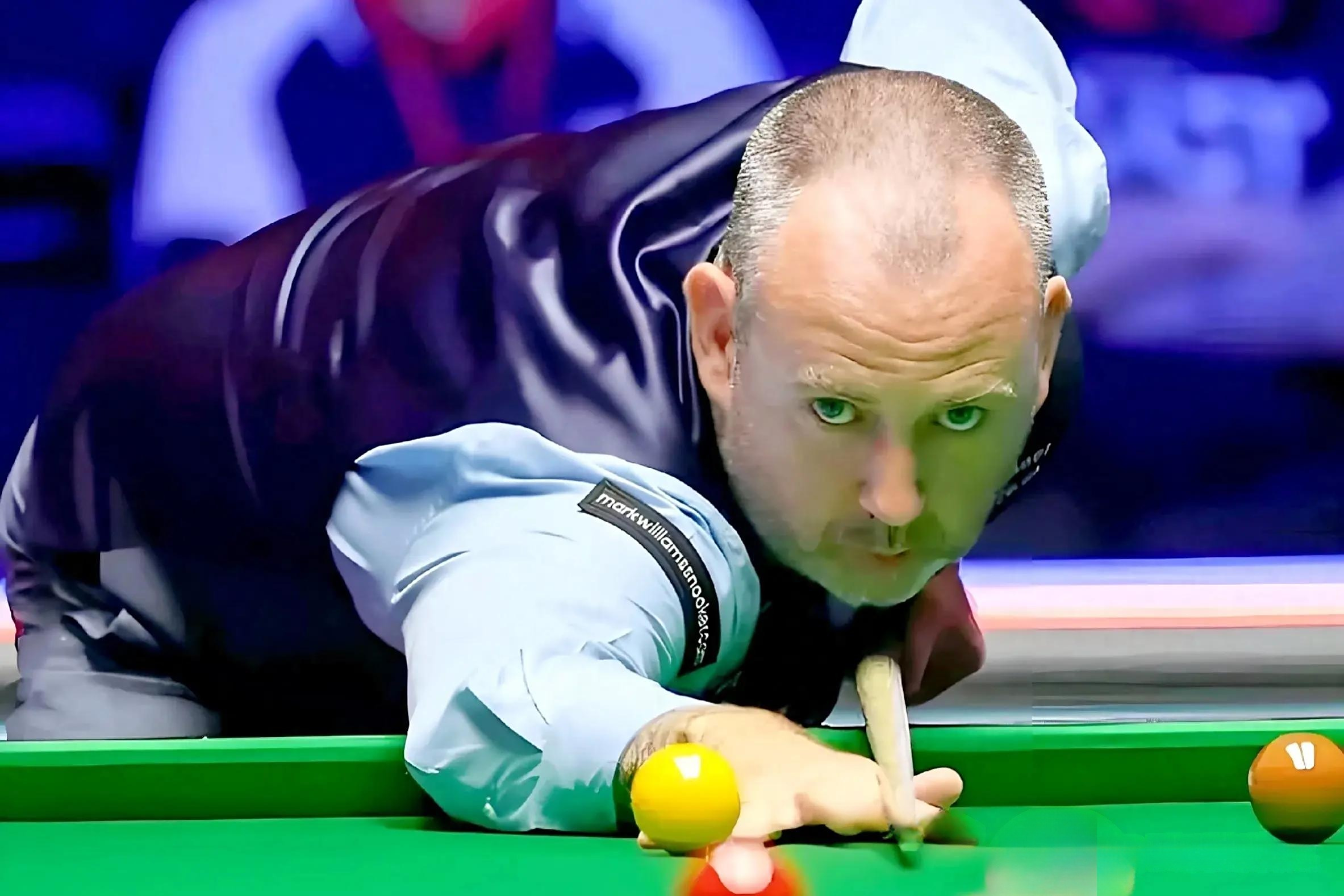 威廉姆斯完胜阿斯顿马丁，皮亚斯特里统治全场