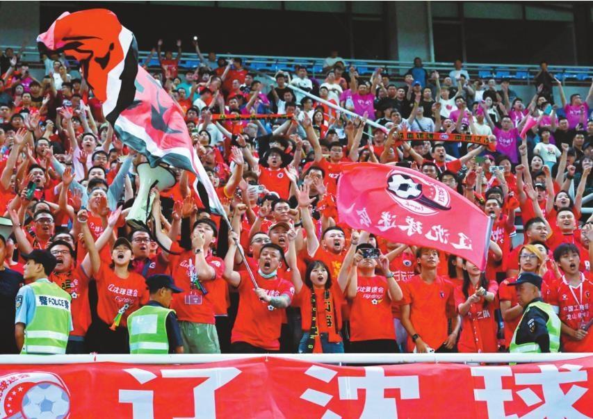 大连实德主场告捷，球队继续前行