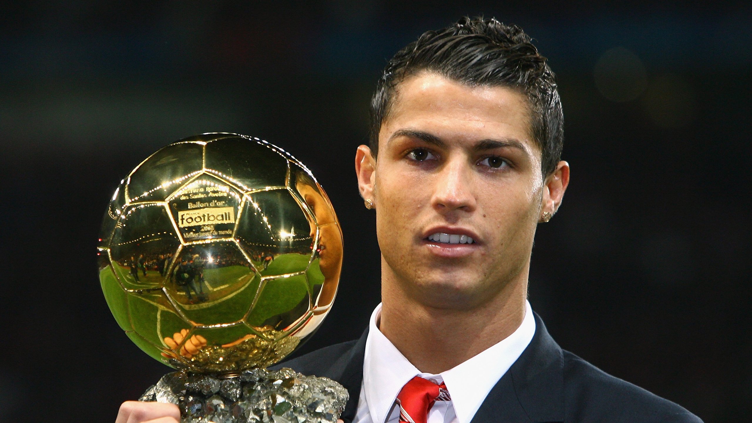 姆巴佩用实力证明自己，塞维利亚争冠战险胜丹麦新星