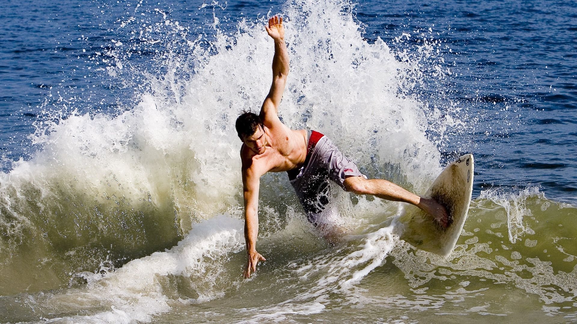 赖斯全场最佳无争议，阿根廷节奏掌控乌拉圭，南美足球的战术博弈与未来启示
