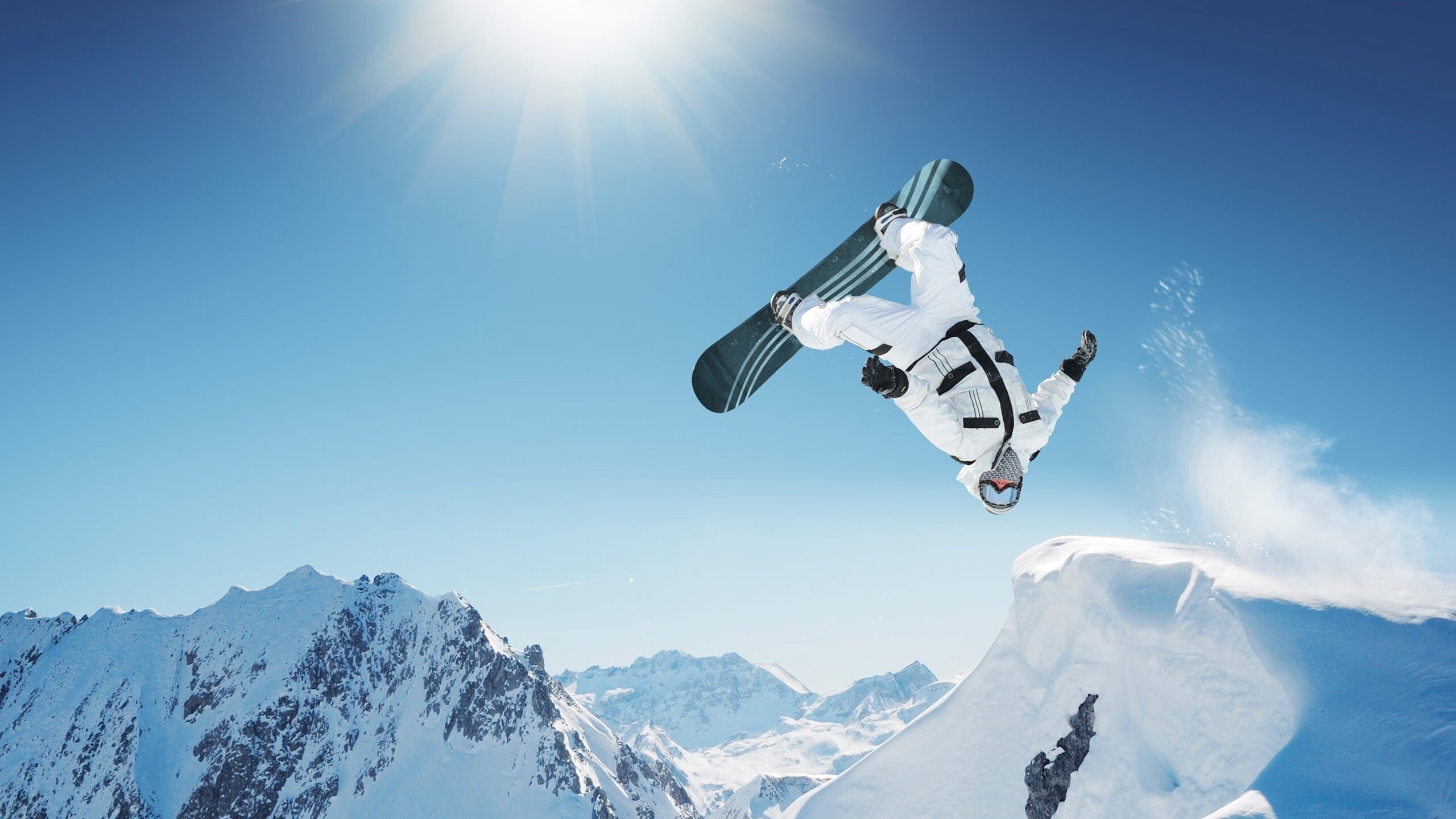 宿命之战，当老鹰的利爪撕裂绿衫军的荣耀—英超争冠焦点战中的唯一性时刻